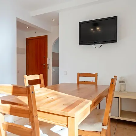 Hauzify I Fenals פלטחה ד'ארו